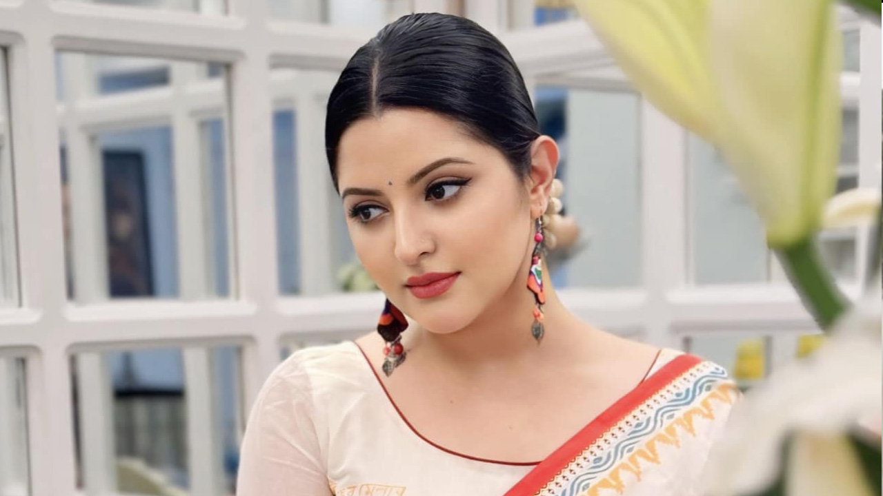 শত্রুতা প্রসঙ্গে ‌‘মুনমুনের উপদেশ’ নিলেন পরীমণি!