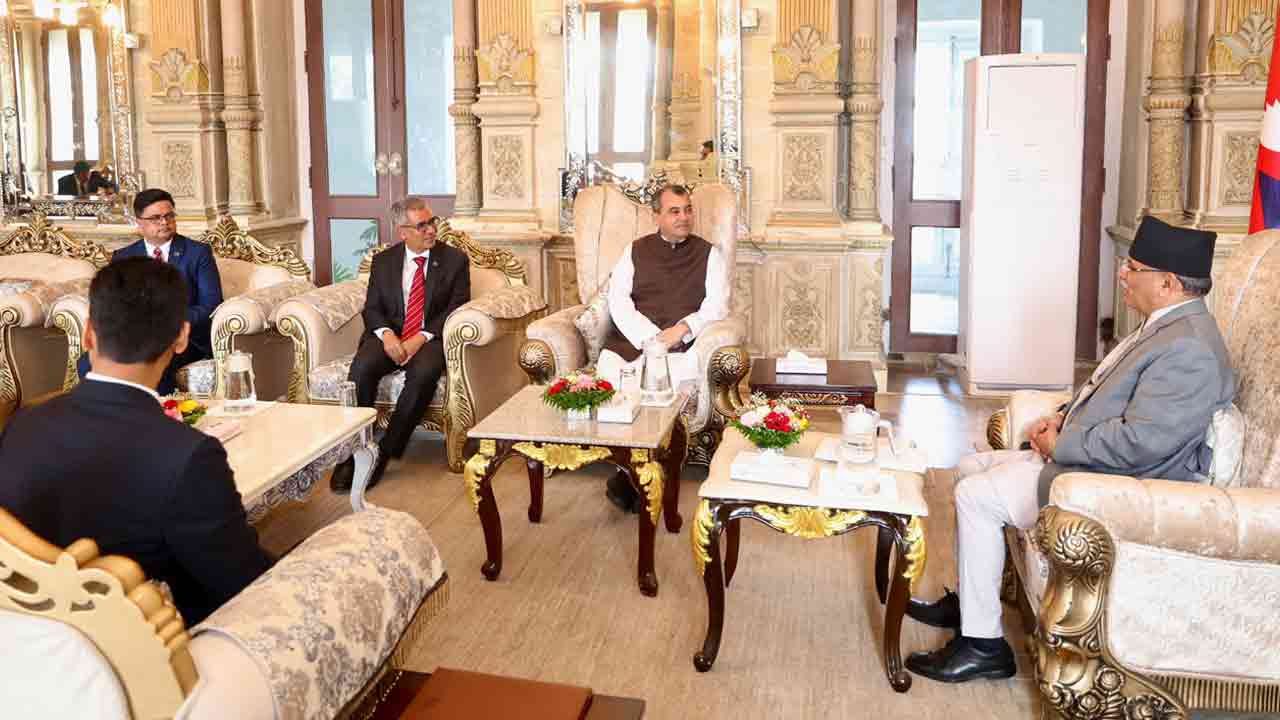 নেপালের প্রধানমন্ত্রীর সঙ্গে পরিবেশমন্ত্রীর দ্বিপাক্ষিক বৈঠক