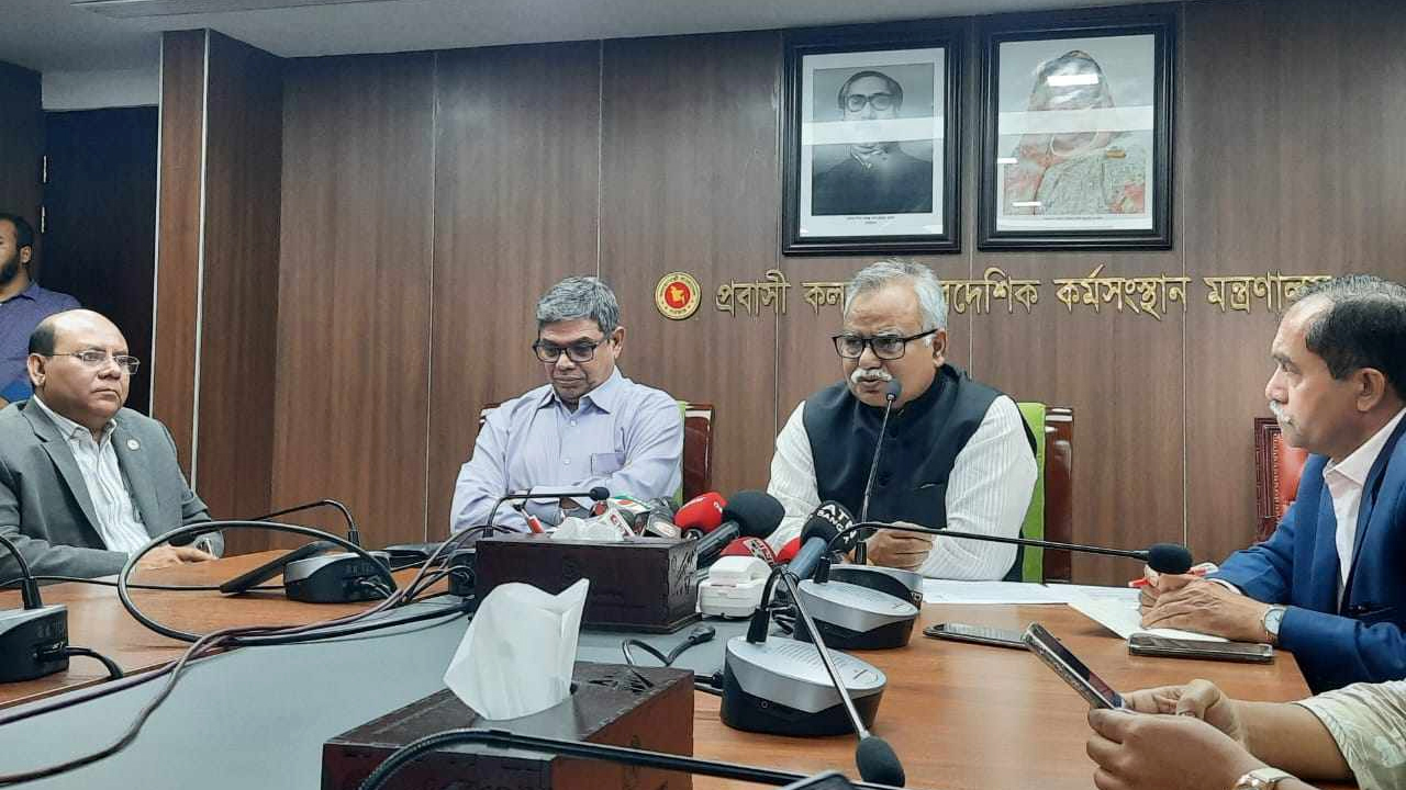 ‘মালয়েশিয়ার শ্রমবাজার খোলার বিষয়ে আশাবাদী সরকার’