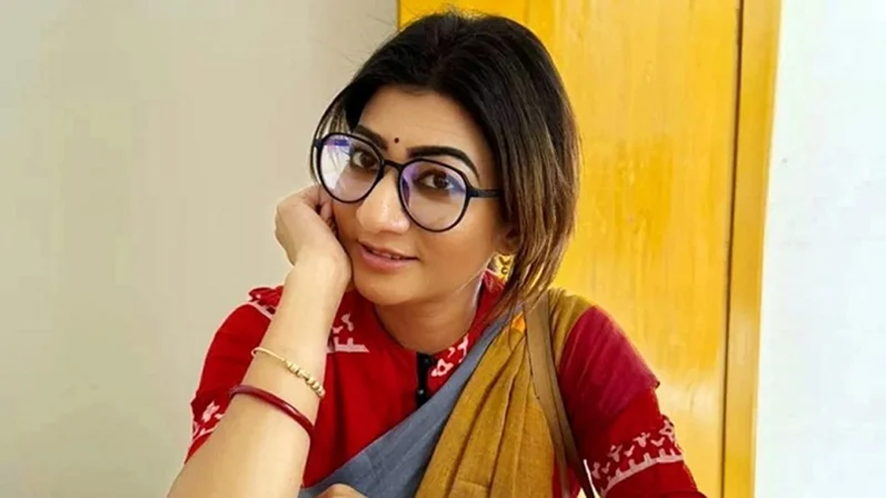 অভিনেত্রী রিশতা লাবনী সীমানা। ছবি: সংগৃহীত