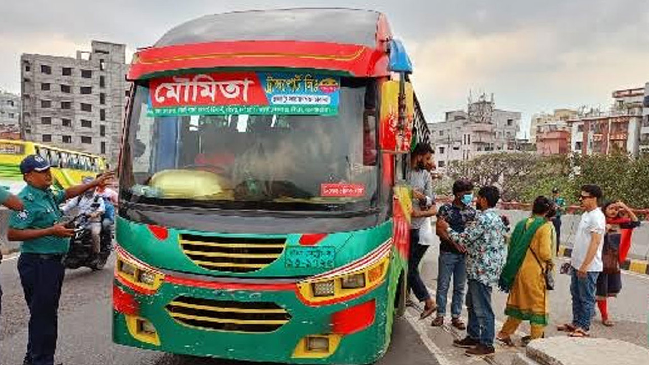 হানিফ ফ্লাইওভারে যাত্রী ওঠানামা করায় ১৯টি বাসের বিরুদ্ধে মামলা