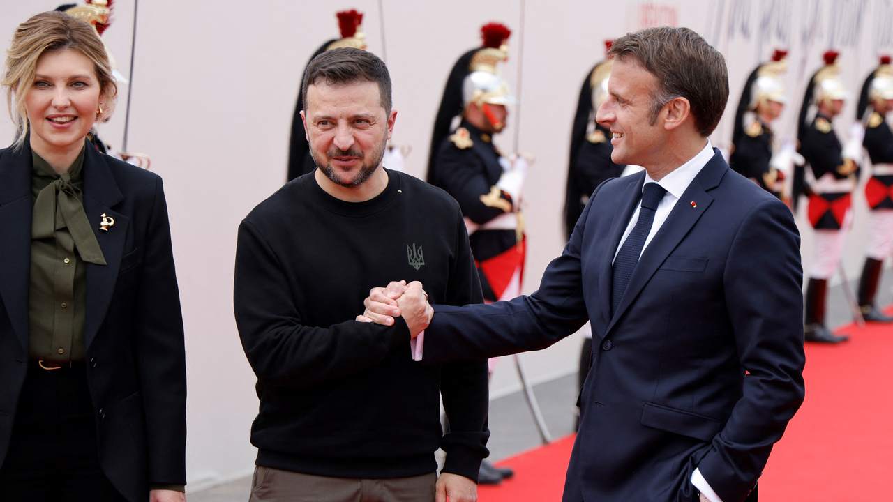 ইউক্রেনকে এবার যুদ্ধবিমান দেবে ফ্রান্স