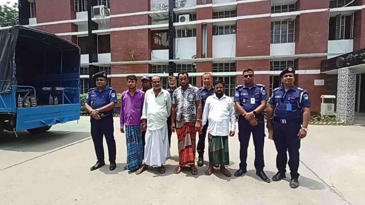 ছবিঃ দেশ টিভি