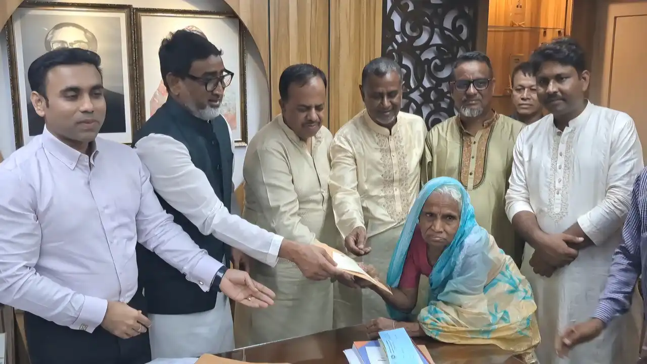 ছবিঃ দেশ টিভি