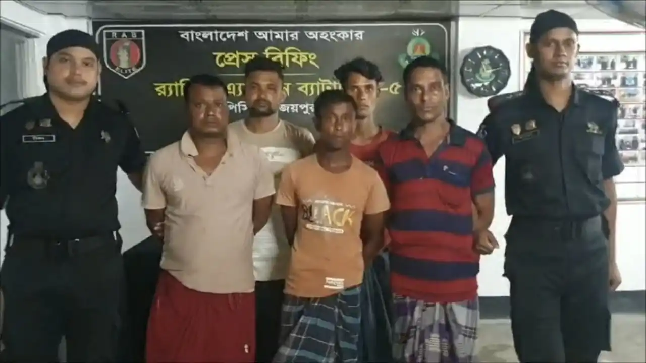 ছবিঃ দেশ টিভি