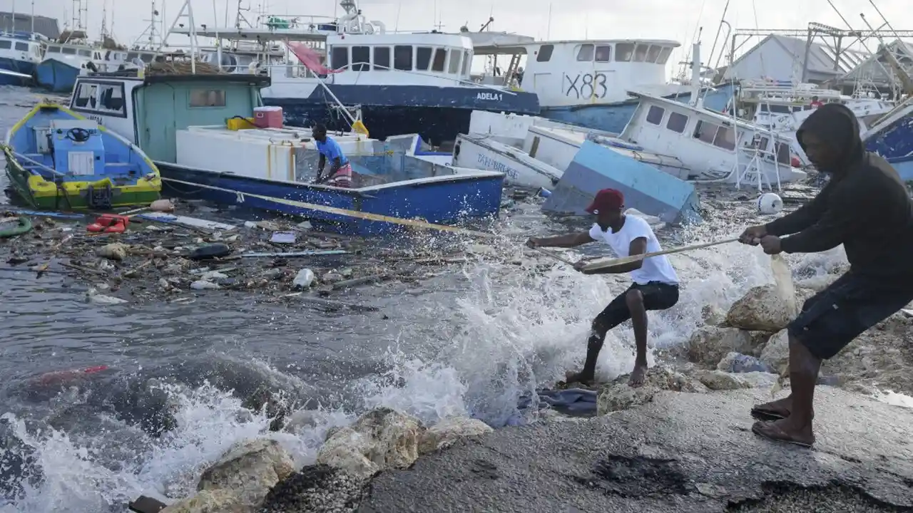 হারিকেন বেরিলের তাণ্ডবে ক্যারিবীয় অঞ্চলে নিহত ৬