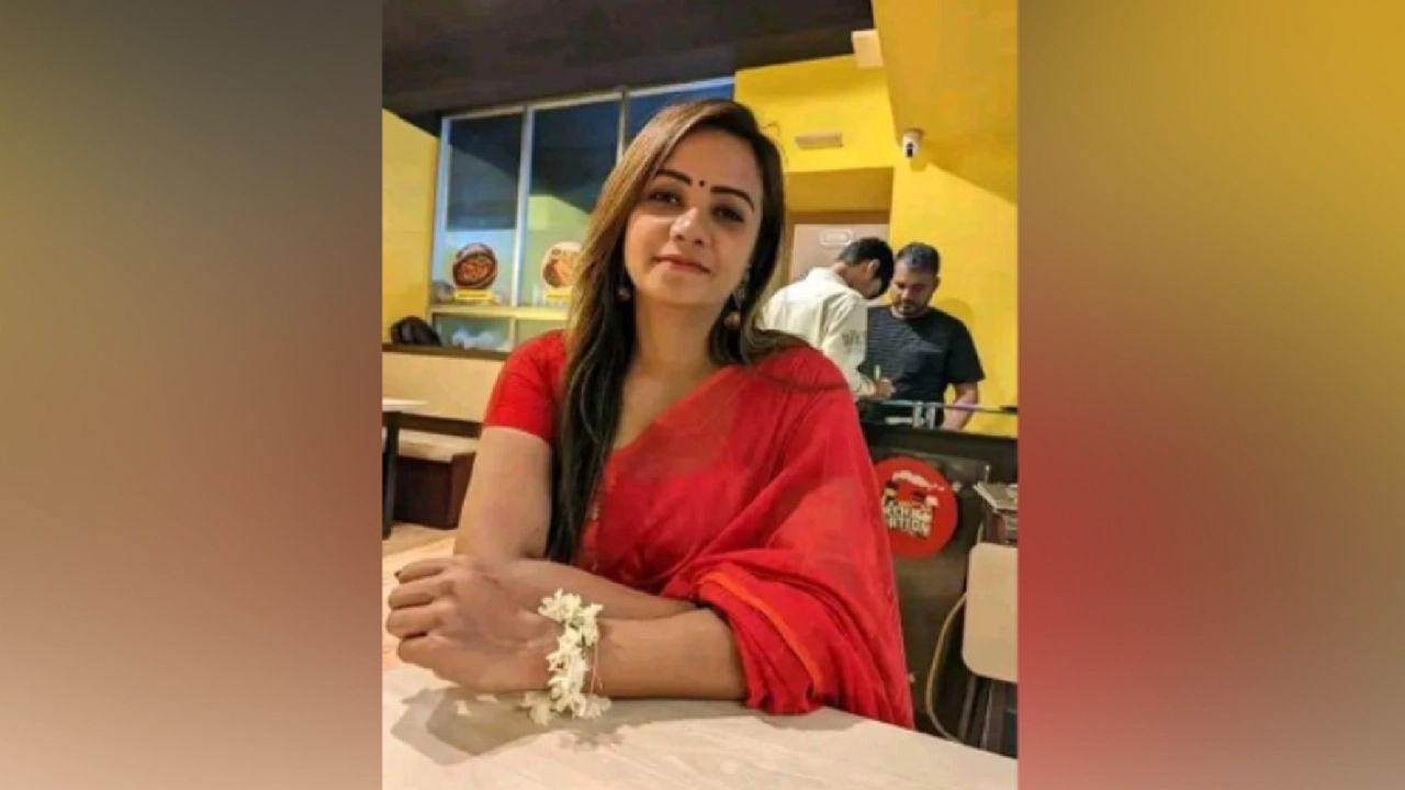 ছাত্রদলের সাবেক নেত্রীর রহস্যজনক মৃত্যু