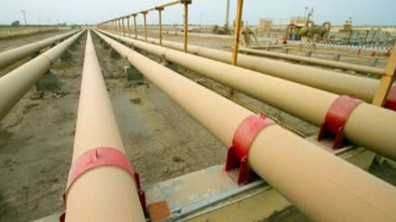 আইএমএফের শর্তপূরণে গ্যাসের দাম বাড়াল পাকিস্তান