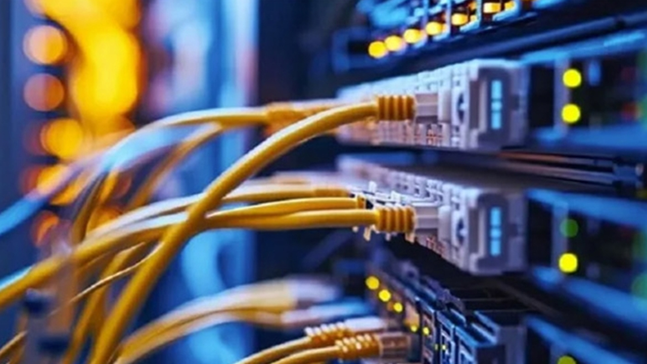 ইন্টারনেটে আজ ১২ ঘণ্টা ধীরগতি থাকতে পারে