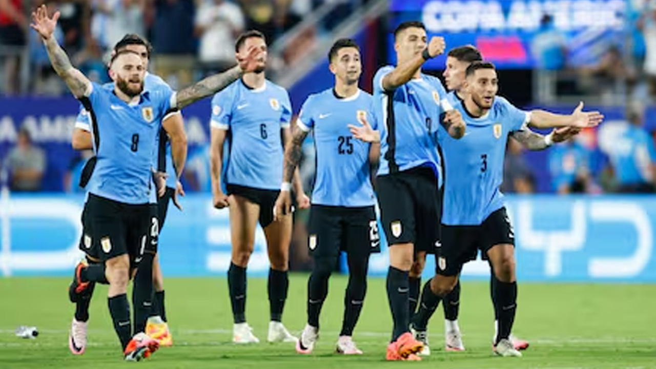 কানাডাকে হারিয়ে কোপা আমেরিকায় তৃতীয় উরুগুয়ে