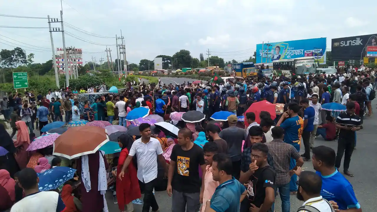 ছবিঃ দেশ টিভি
