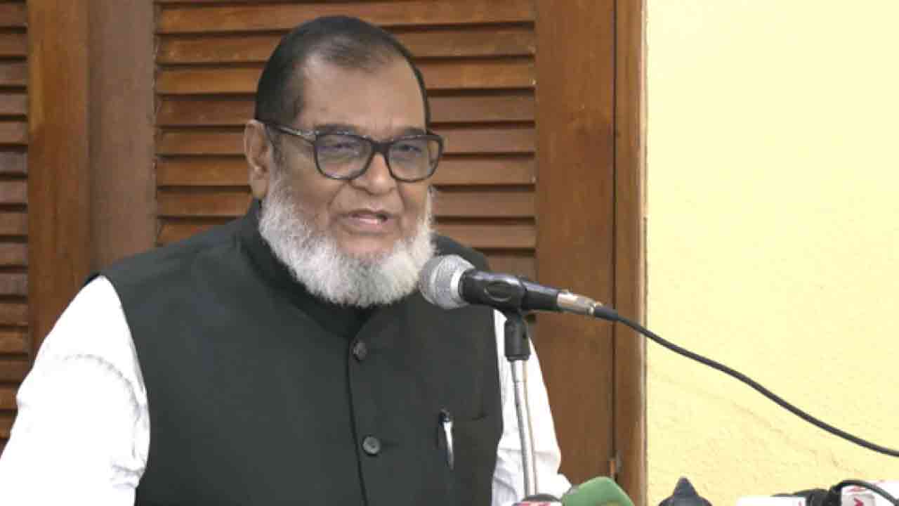 ঢাবির হলে কারা তাণ্ডব চালিয়েছে জানালেন মুক্তিযুদ্ধবিষয়কমন্ত্রী