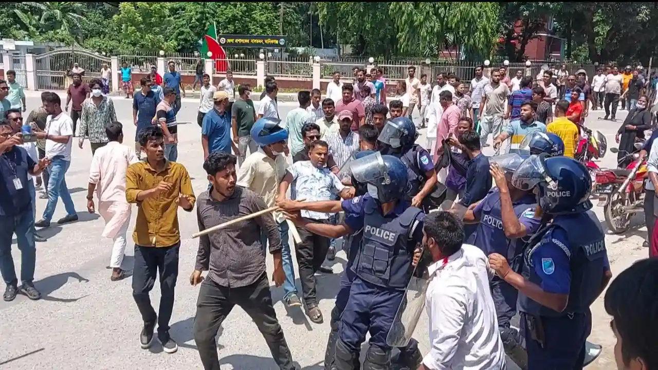 ছবিঃ দেশ টিভি