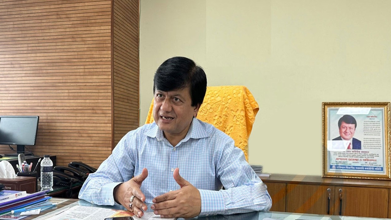 ছাগলকাণ্ডের সেই মতিউর স্বেচ্ছায় অবসরে