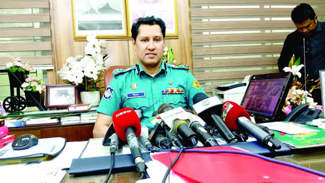 বিপ্লব কুমার সরকারকে প্রশাসন এবং গোয়েন্দা (ডিবি) দক্ষিণের দায়িত্ব দেওয়া হয়েছে