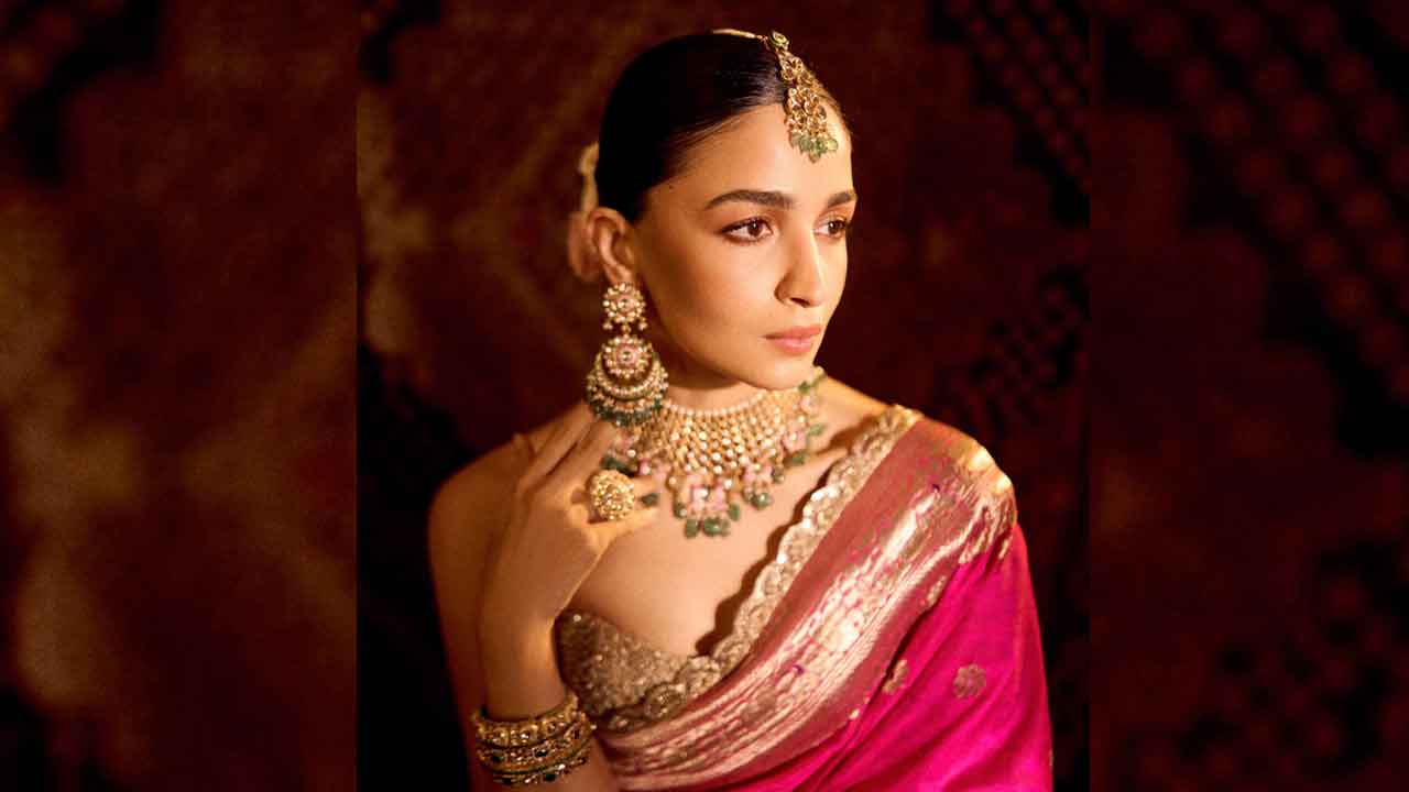 'আলফা'র জন্য কঠোর প্রশিক্ষণ আলিয়ার