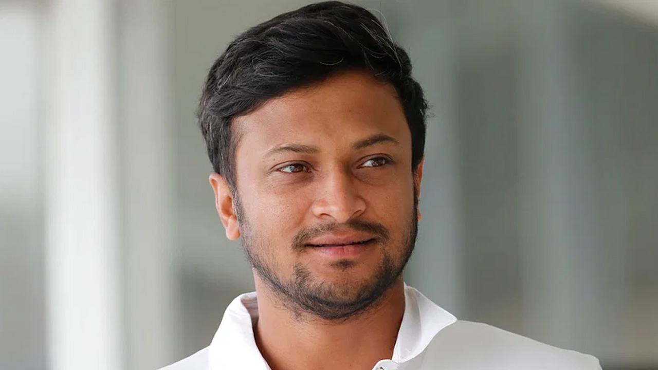 সাকিবকে নিয়েই পাকিস্তান সফরের দল ঘোষণা, ফিরেছেন মুশফিক-তাসকিন