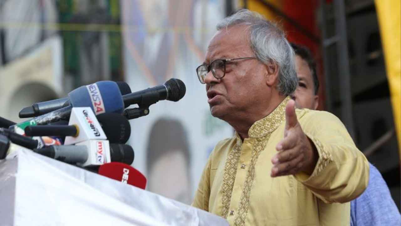 বিএনপির সিনিয়র যুগ্ম মহাসচিব অ্যাডভোকেট রুহুল কবির রিজভী। ছবি: সংগৃহীত