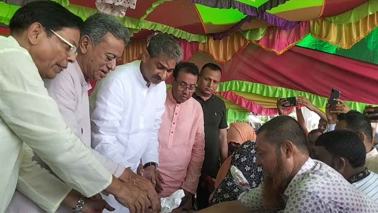 অভিন্ন নদীর পানির ন্যায্য হিস্যা আমাদের প্রাপ্য: আমির খসরু&nbsp;