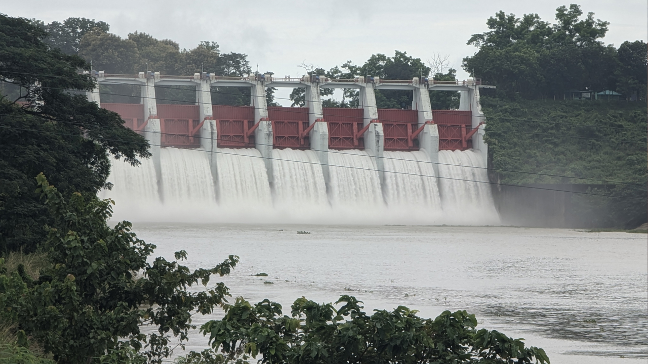 আবারও খুলে দেওয়া হলো কাপ্তাই বাঁধের জলকপাট