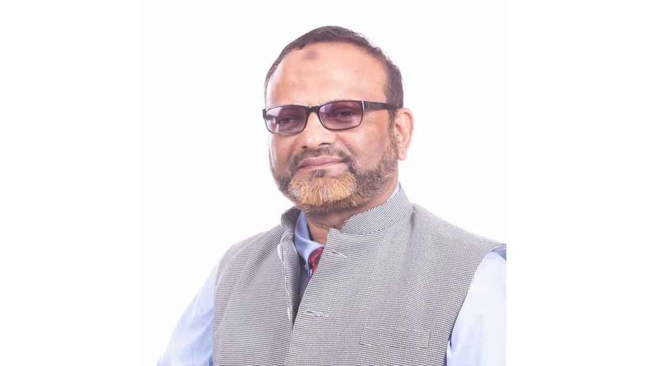 দায়িত্ব গ্রহণ করেই যা বললেন ঢাবি ভিসি