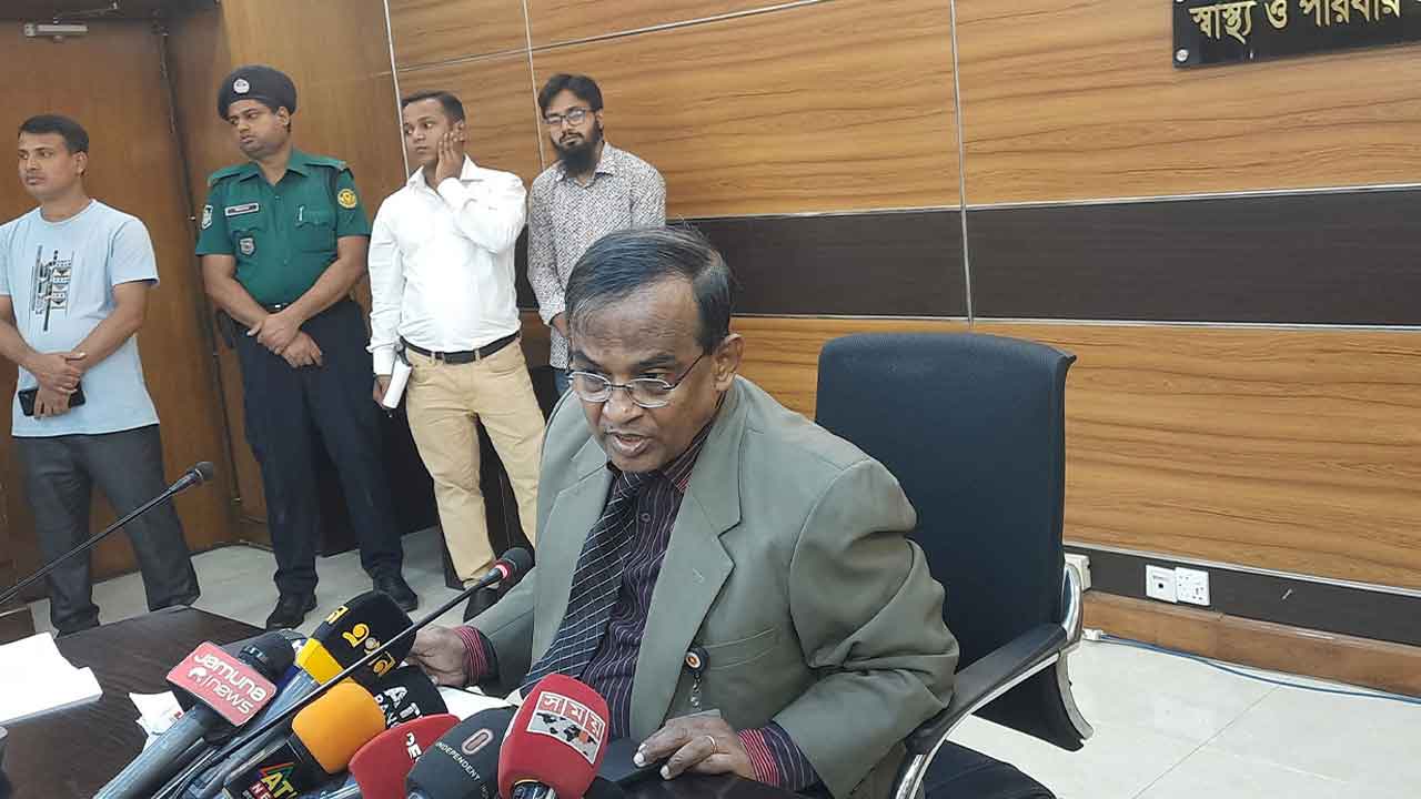 ভেঙে দেওয়া হয়েছে রেড ক্রিসেন্টের পরিচালনা পর্ষদ