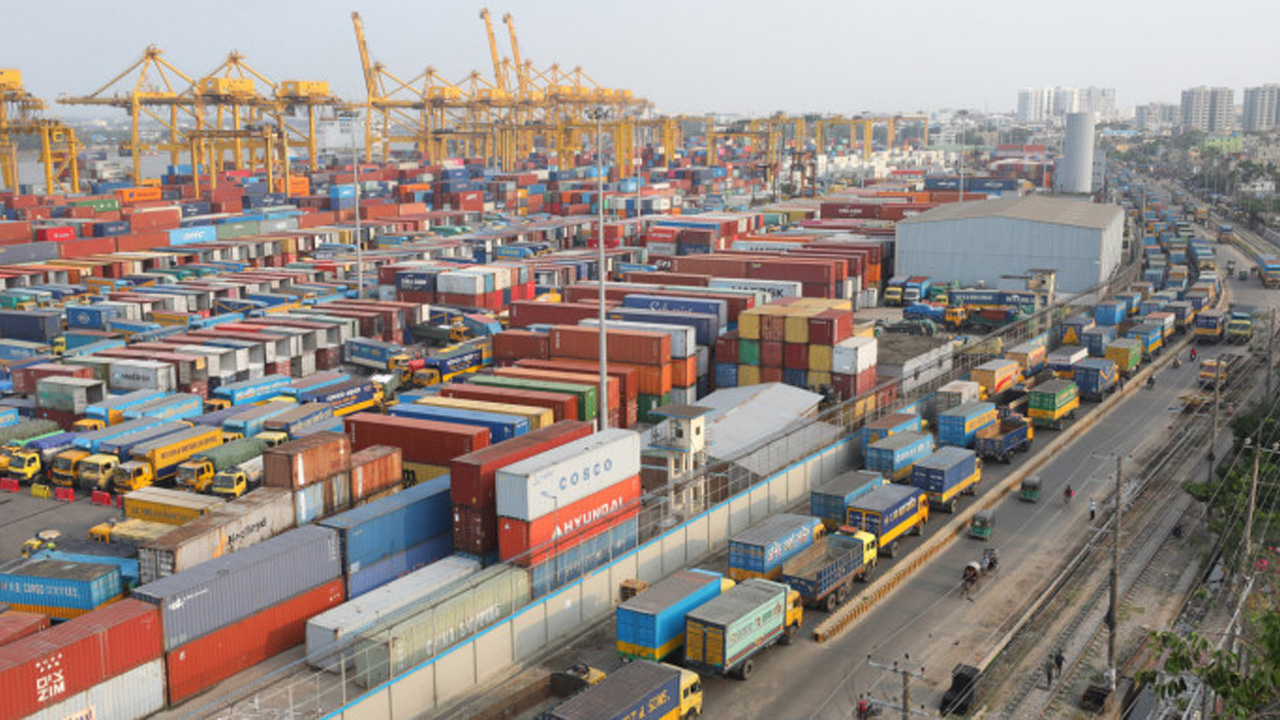 ৯ ব্যাংকের সঙ্গে লেনদেনে নিষেধাজ্ঞা দিয়েছে চট্টগ্রাম বন্দর কর্তৃপক্ষ