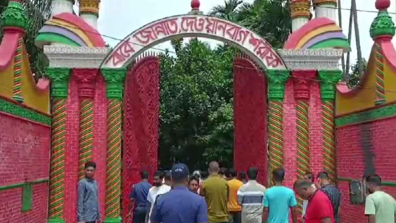 নারায়ণগঞ্জের বন্দরের দেওয়ানবাগ পীরের দরবারে হামলা, লুটপাট, অগ্নিসংযোগ