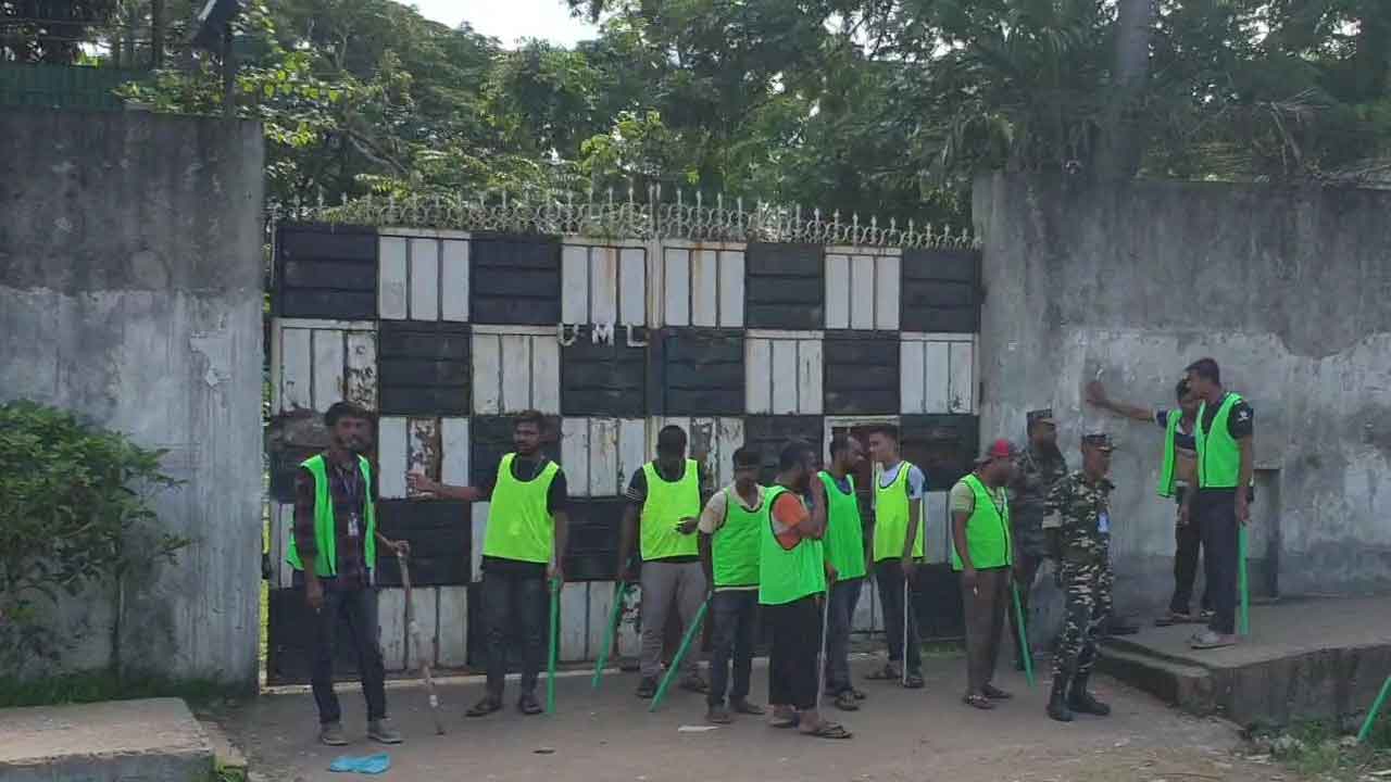 আশুলিয়ায় আবারও অস্থিরতার মুখে ৭৯ কারখানা বন্ধ