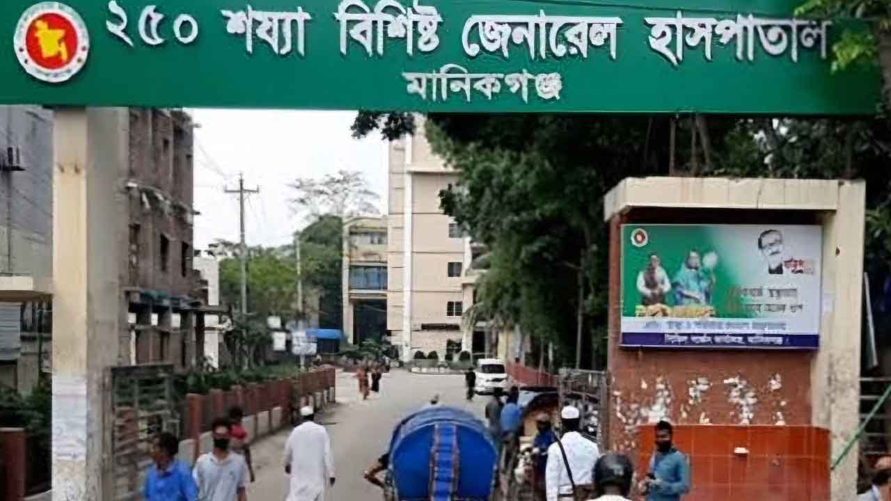 স্ত্রীসহ তিনজনের শরীরে কেরোসিন ঢেলে আগুন ধরিয়ে দিলো স্বামী