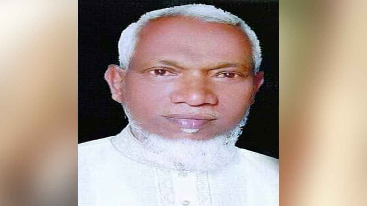 নরসিংদীর বেলাব উপজেলা পরিষদের সাবেক ভাইস চেয়ারম্যান মনিরুজ্জামান জাহাঙ্গীর।