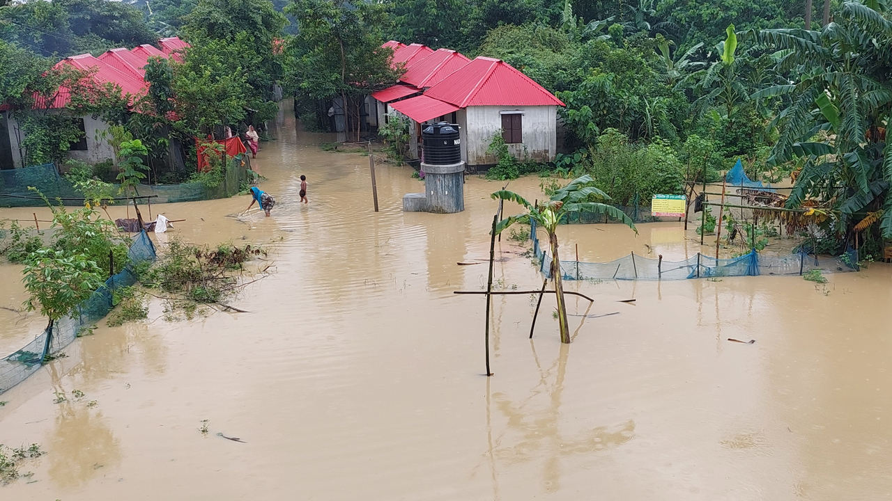 কয়েক ঘণ্টার বৃষ্টিতে ময়মনসিংহে বন্যা পরিস্থিতির অবনতি