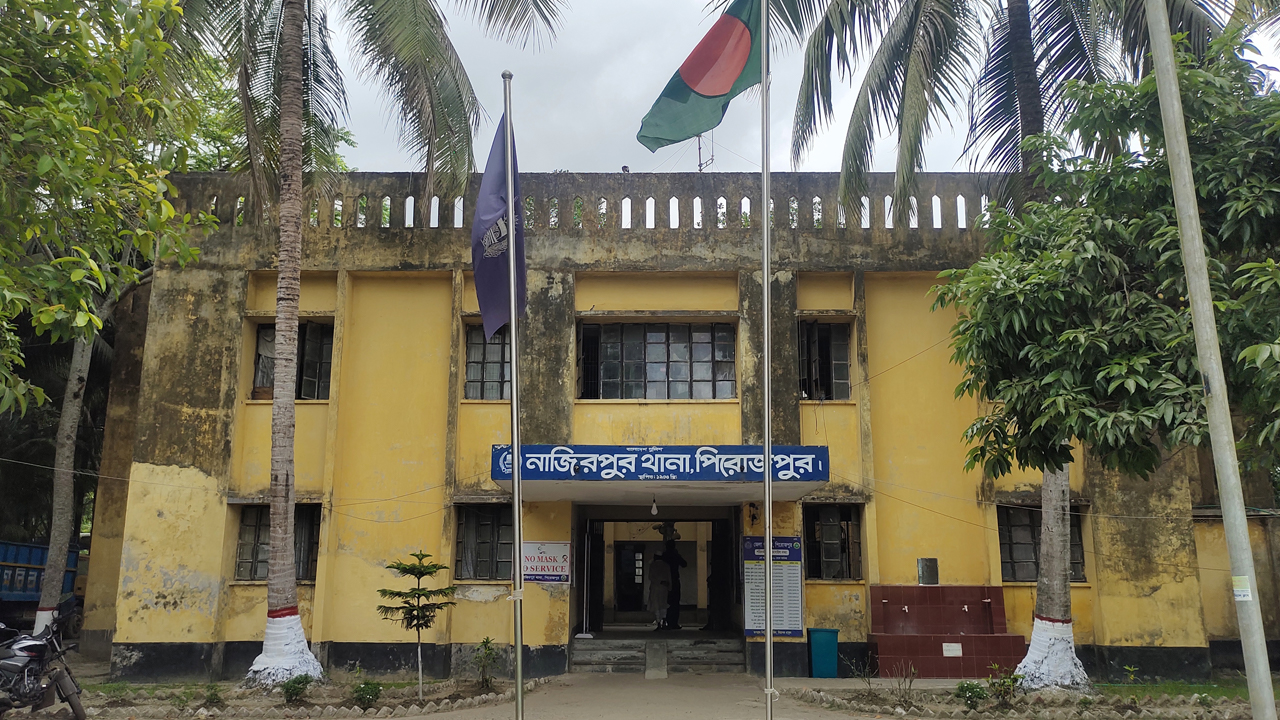 ফেসবুকে মহানবীকে নিয়ে কটূক্তি, দুই ছাত্রলীগ কর্মী আটক