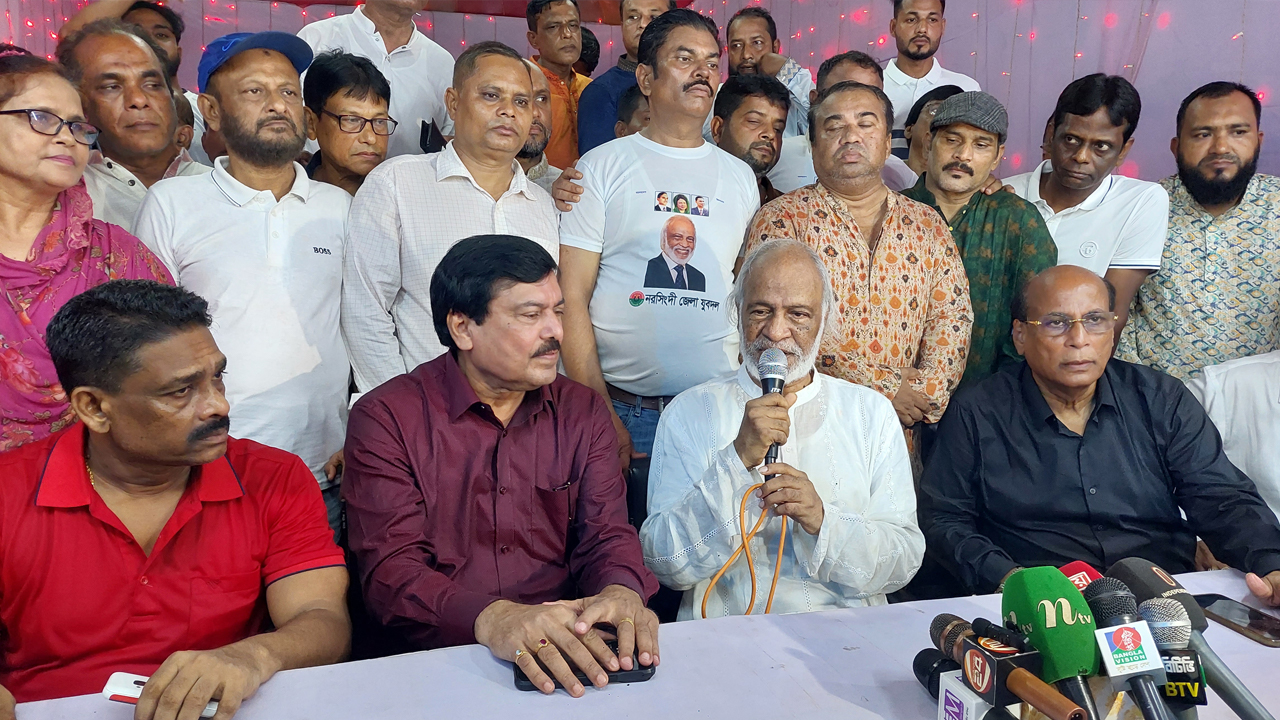 হিন্দু-মুসলমান হাত ধরে হাঁটবে, এটাই বাংলার ঐতিহ্য: মঈন খান