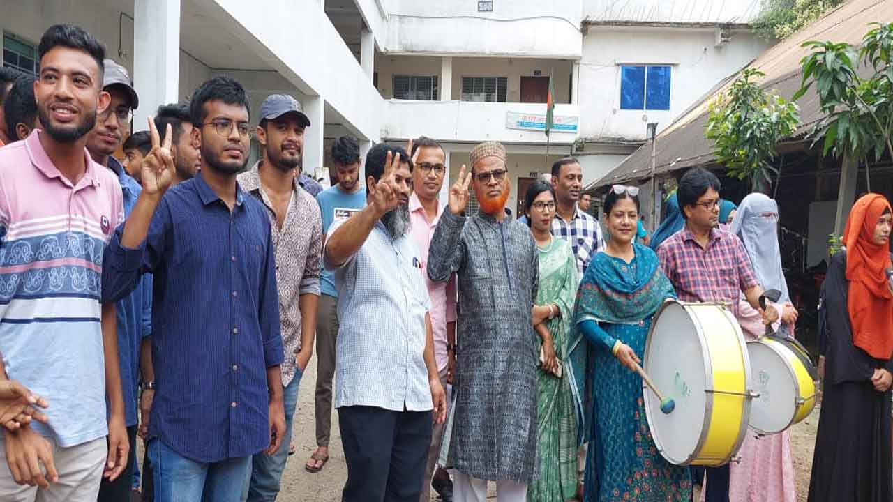ময়মনসিংহ শিক্ষা বোর্ডে কমেছে পাসের হার, ৪ প্রতিষ্ঠানের সবাই ফেল