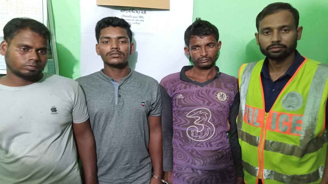 শিবচরের পদ্মা নদী থেকে ইলিশসহ কারেন্ট জাল জব্দ