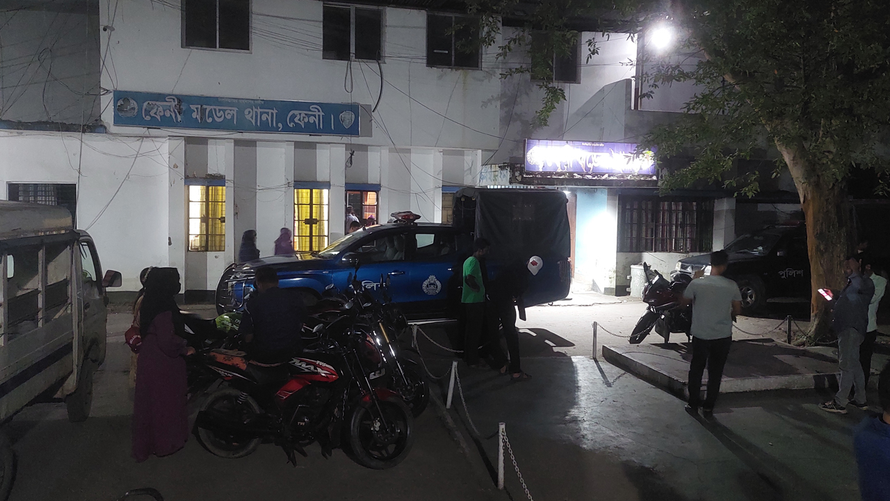 বিদ্যুৎ বিচ্ছিন্ন ফেনী, পুলিশ হেফাজতে জিএম