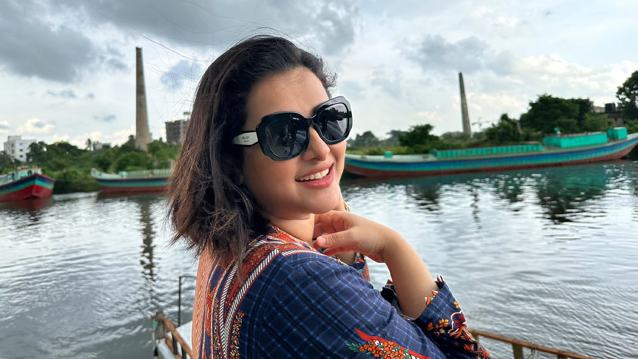 ফেসবুক থেকে নেওয়া