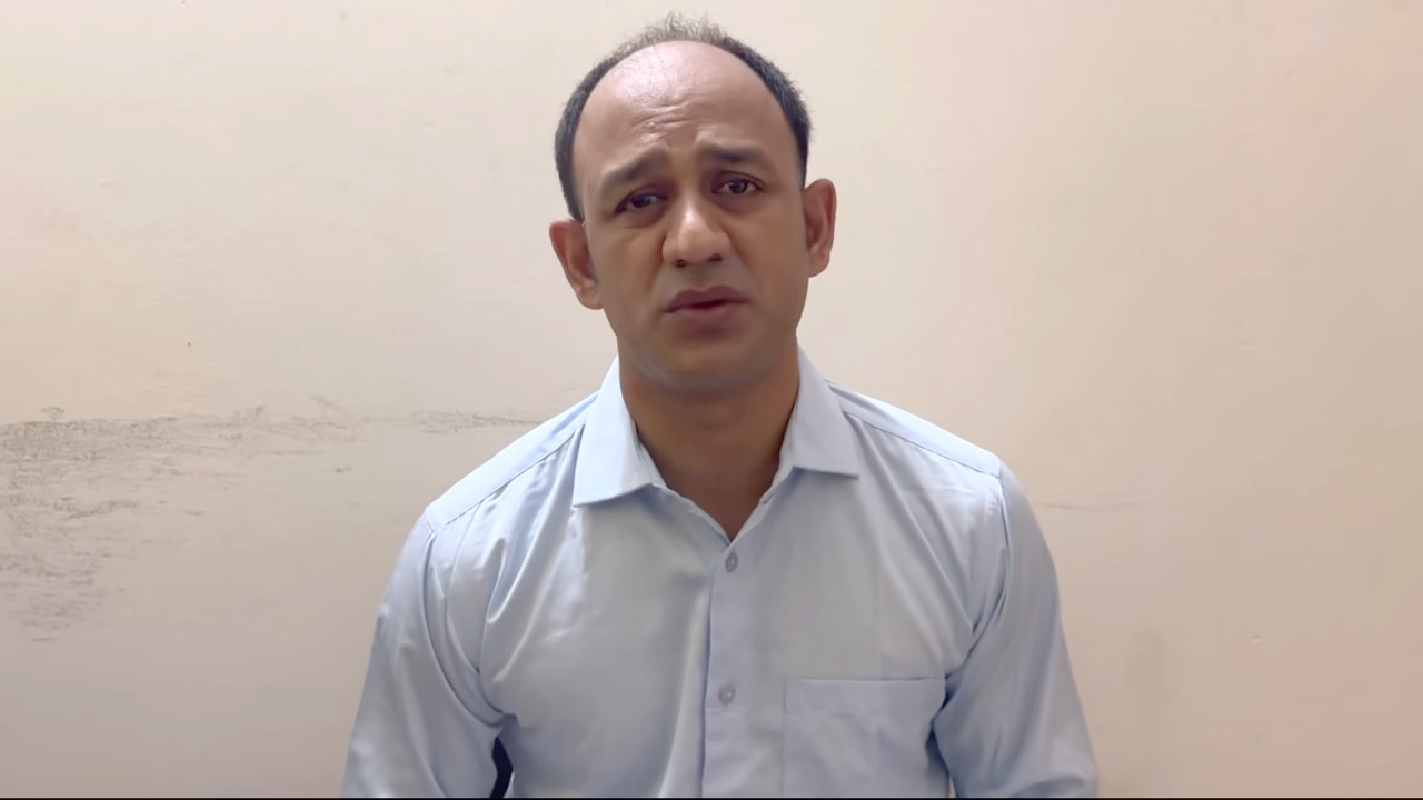 ভিডিও থেকে নেওয়া