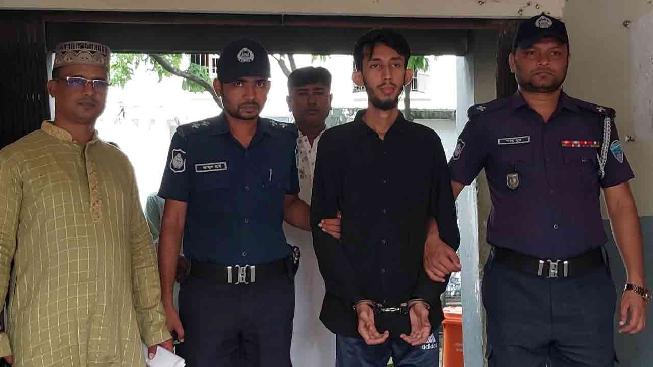 ঢাবি ছাত্রলীগ নেতা শুভ গ্রেপ্তার