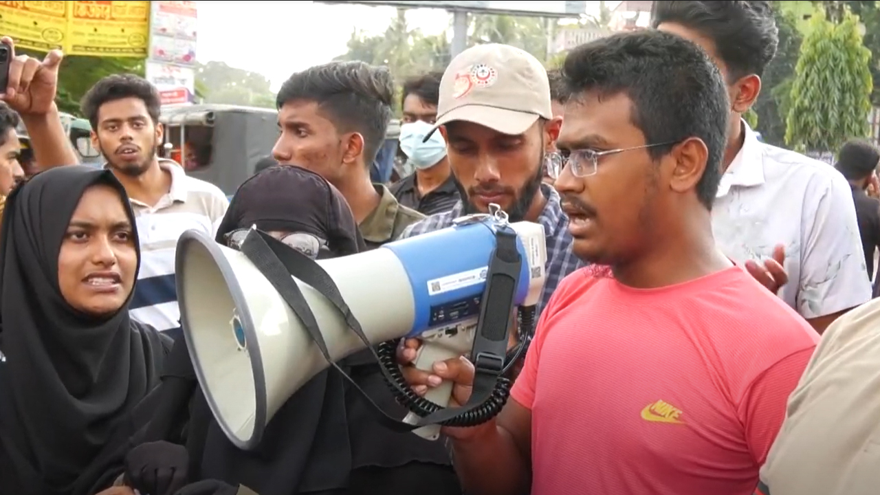 বাফুফের নতুন সহ-সভাপতির পদত্যাগের দাবিতে বিক্ষোভ