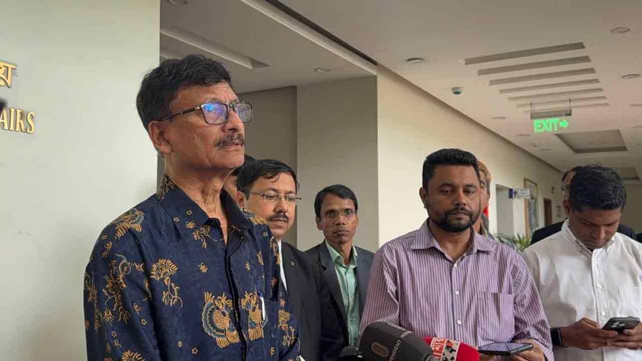 খালেদা জিয়ার ভিসার জন&zwnj;্য সহযোগিতা করবে সরকার