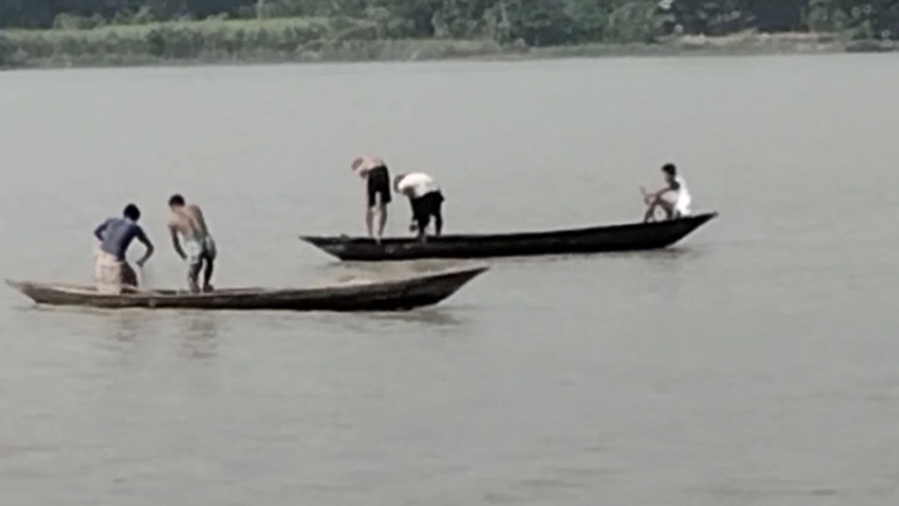 ইলিশে নিষেধাজ্ঞার ১৭ দিনে বরিশালে ৫১৭ জেলের কারাদণ্ড