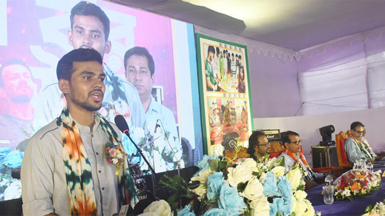 তারুণ্যের শক্তিকে কাজে লাগাতে হবে: আসিফ মাহমুদ