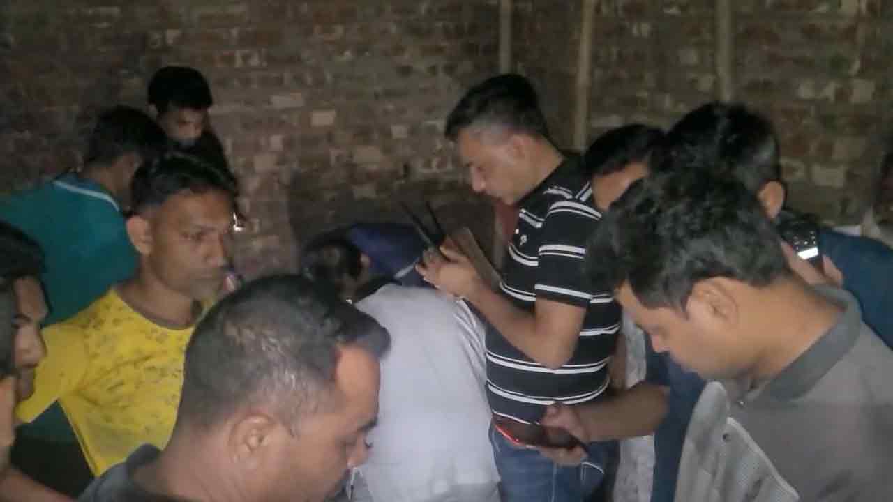 দুর্বৃত্তের হামলায় বিএনপির ৪ নেতাকর্মী গুলিবিদ্ধ