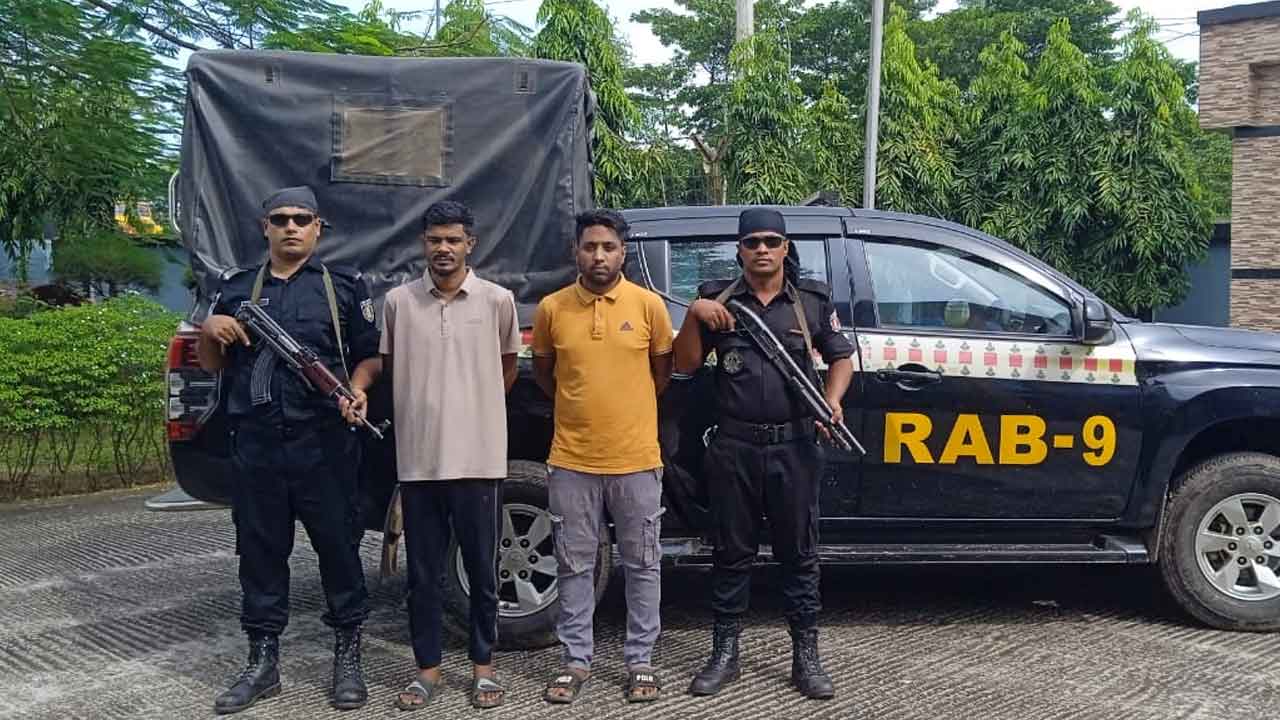 সিলেটে আন্দোলনে গুলি করা শুটার আনসার সহযোগীসহ গ্রেপ্তার