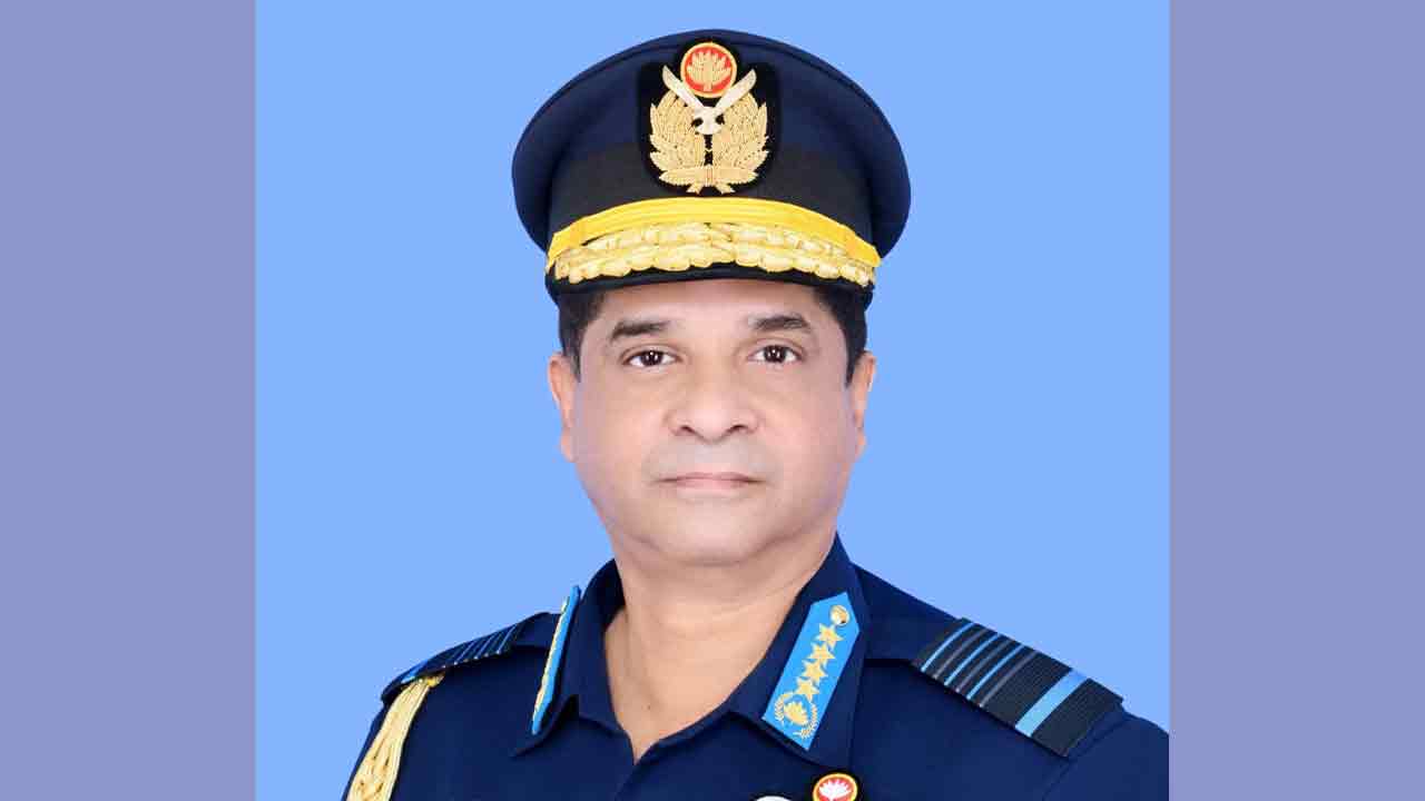 সরকারি সফরে চীনে গেছেন বিমান বাহিনী প্রধান