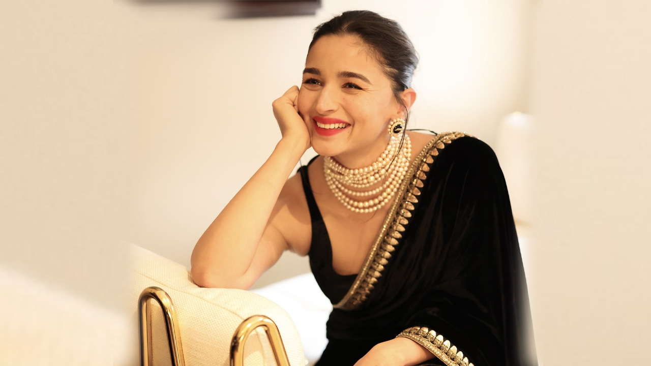 &lsquo;জিগরা&rsquo;র ভরাডুবি, এবার আলিয়ার মন দক্ষিণে