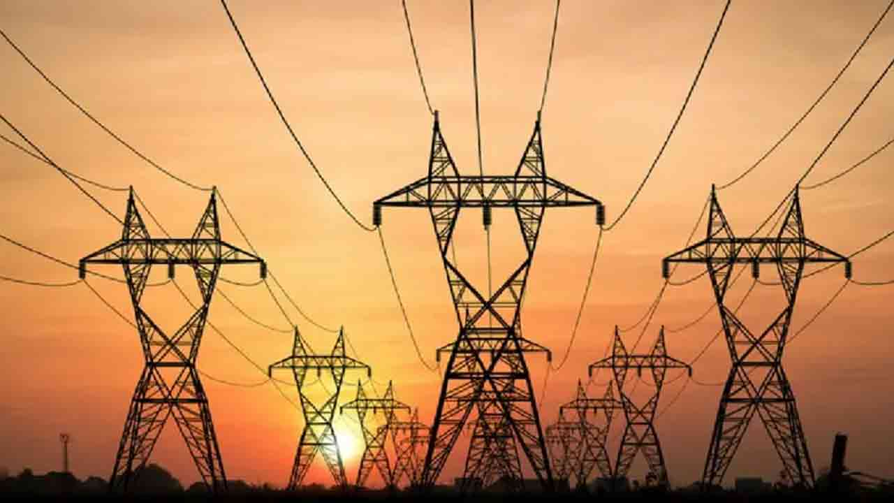 বাংলাদেশে বিদ্যুৎ সরবরাহ শুরু করলো নেপাল