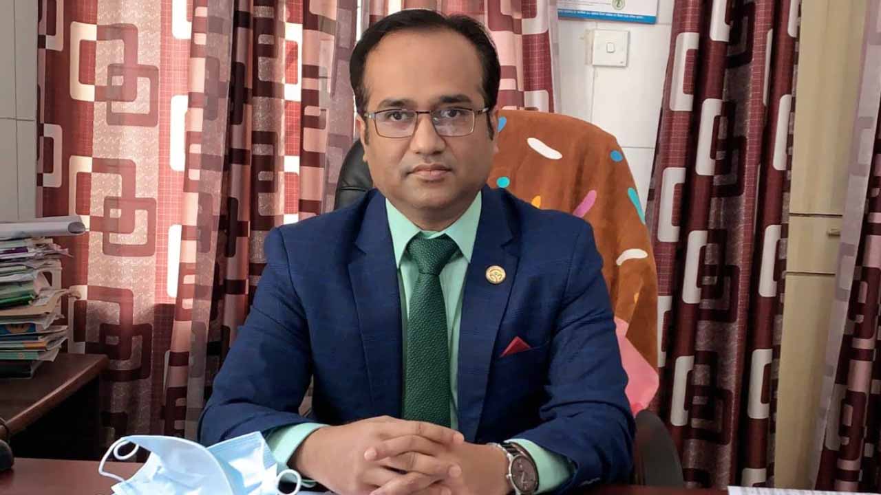 সদরপুর উপজেলা স্বাস্থ্য ও পরিবার পরিকল্পনা কর্মকর্তা মোহাম্মদ ওমর ফয়সল।